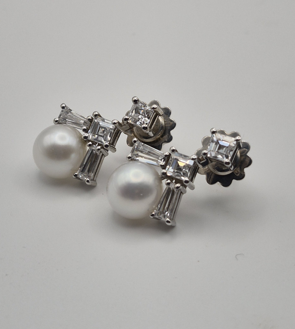 Orecchini Argento 925 Perle Giapponesi Zirconi | Atelier Orafo | steso