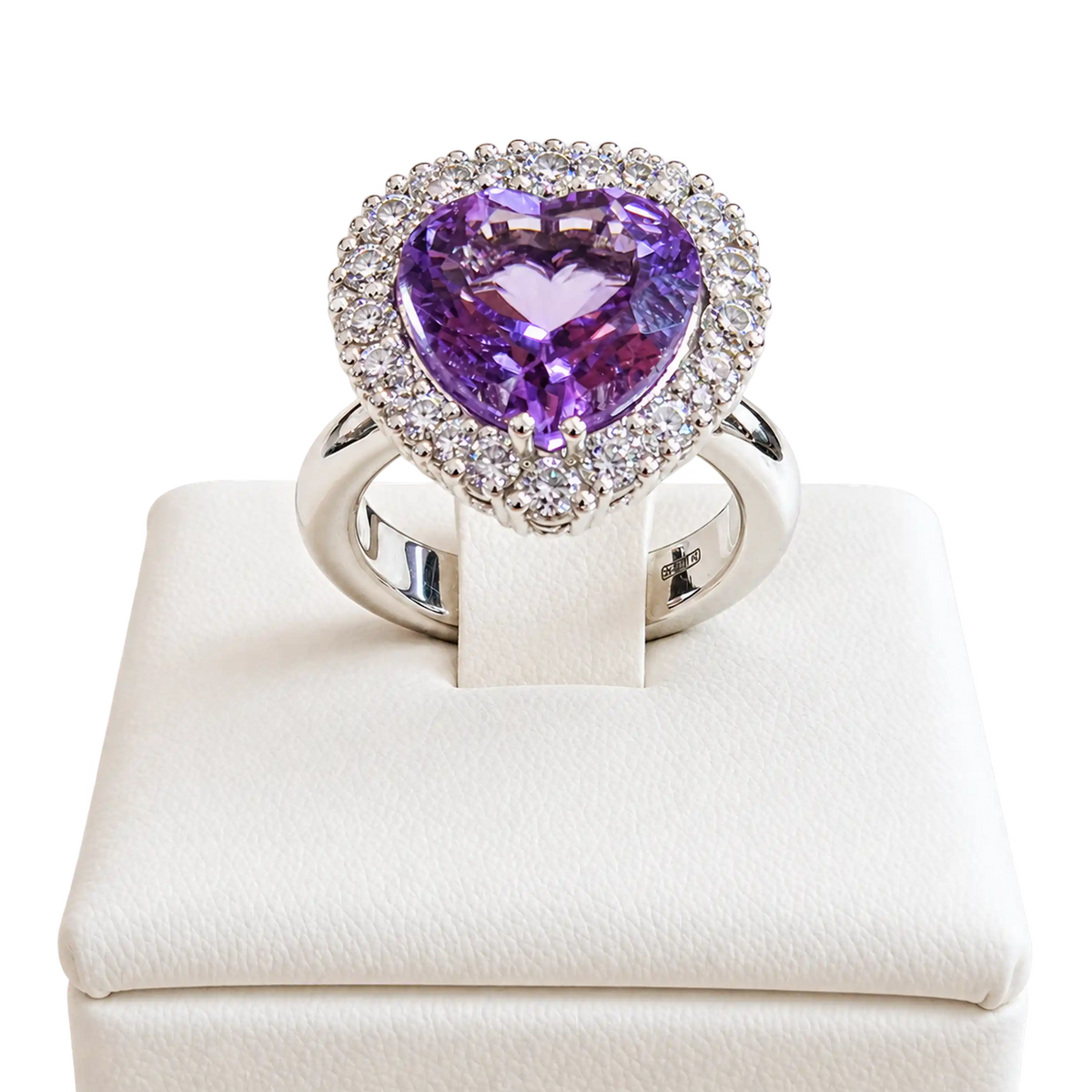 Anello Argento 925% con Ametista Naturale Cuore e Zirconi | Atelier Orafo | nudo | 2400