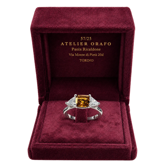 Anello Argento 925% con Citrino Madeira e Zirconi con scatola | Atelier Orafo | scatola | 2400