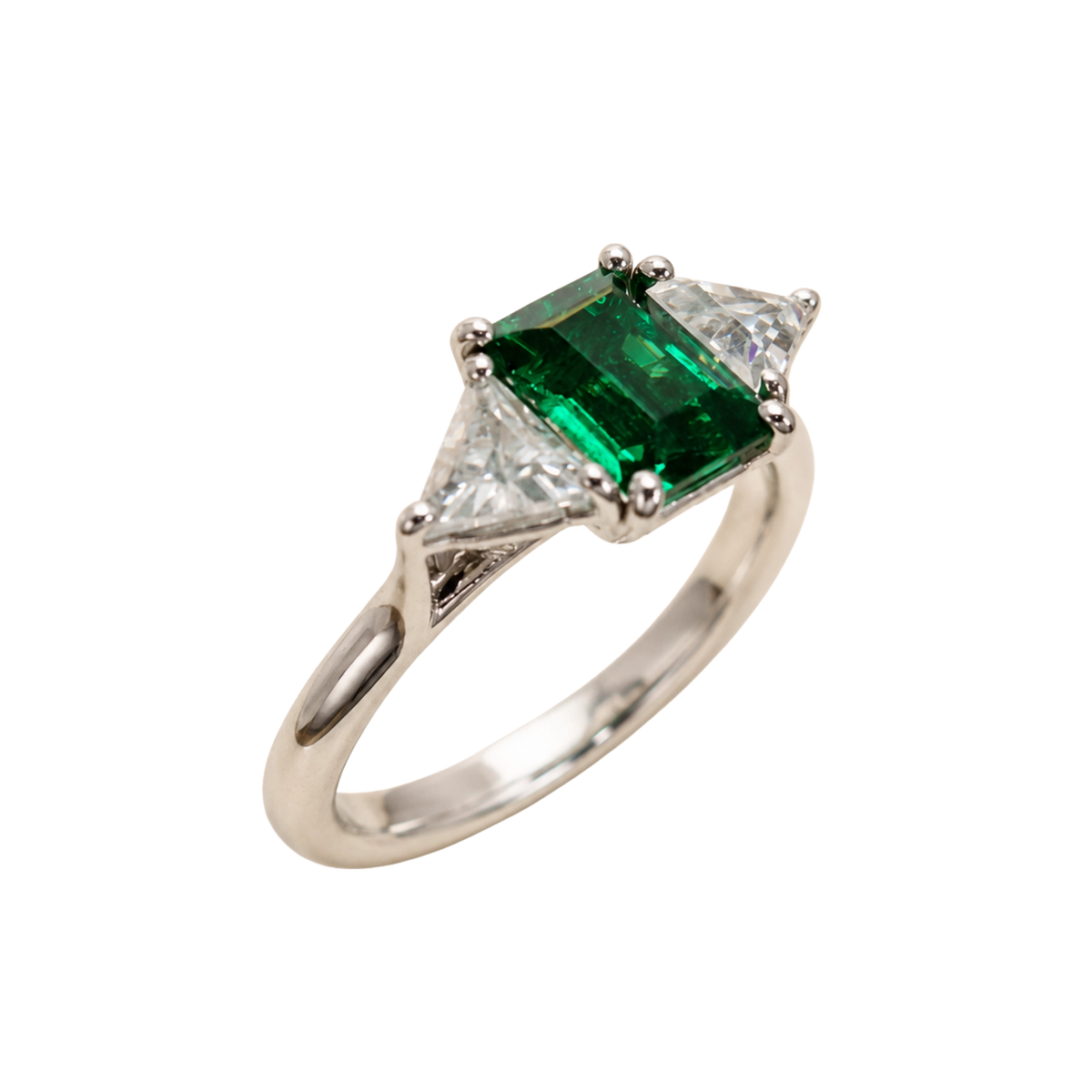 Anello Argento 925% con Smeraldo Ottagono e Zirconi | Atelier Orafo | nudo2 | 2400