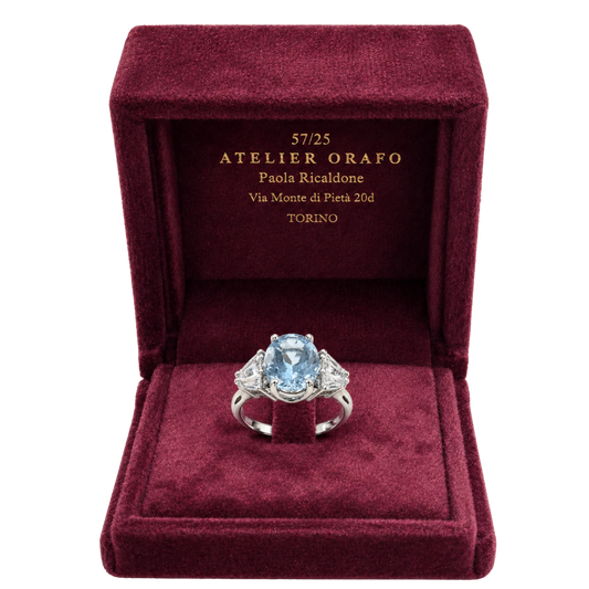Anello Argento 925% con Topazio Azzurro Ovale e Zirconi con Scatola | Atelier Orafo | scatola | 2400