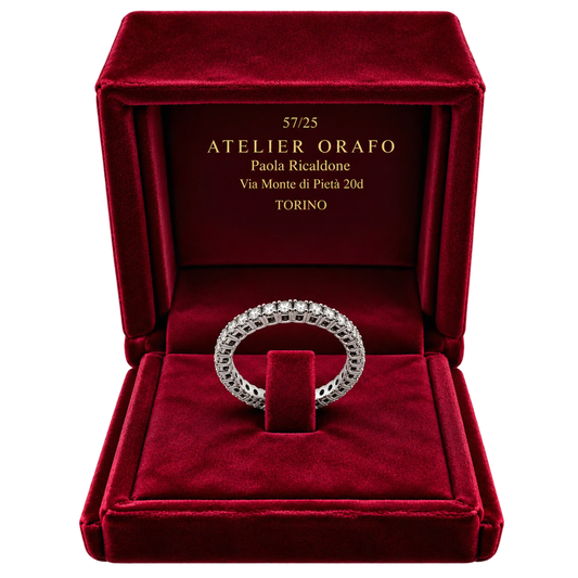 Anello Eternity Oro Bianco 18kt con Diamanti Naturali griff | Atelier Orafo | scatola