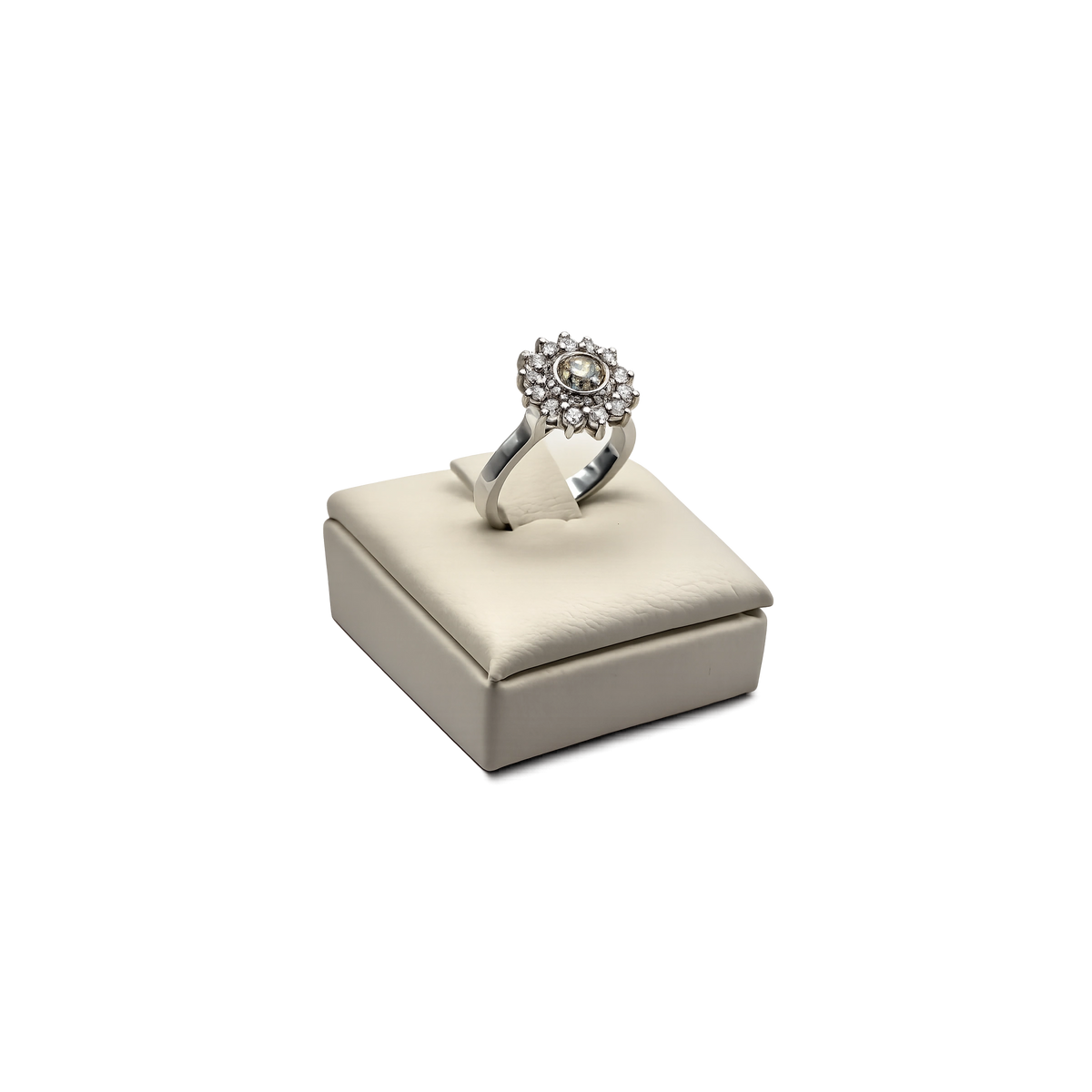 Anello Oro Bianco 18 kt con  Diamanti naturali | Atelier Orafo | nudo6 | 2400