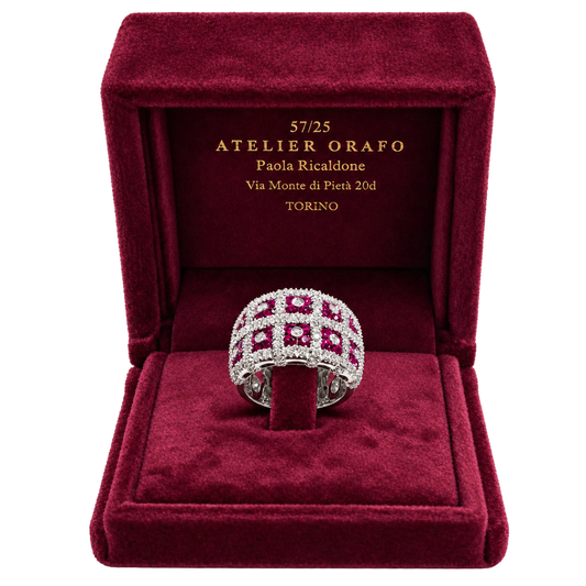 Anello Oro Bianco 18 kt con Rubini Naturali  e Diamanti naturali con scatola | Atelier Orafo | Scatola | 2400