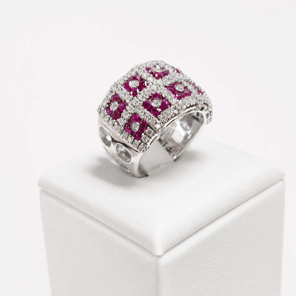 Anello Oro Bianco 18 kt con Rubini Naturali e Diamanti naturali | Atelier Orafo | nudo