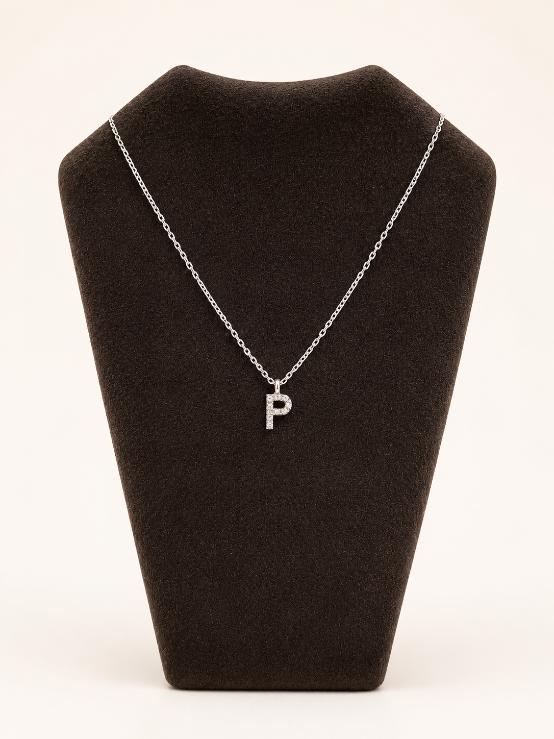Catenina con Ciondolo Lettera in Oro 18kt e Diamanti Naturali