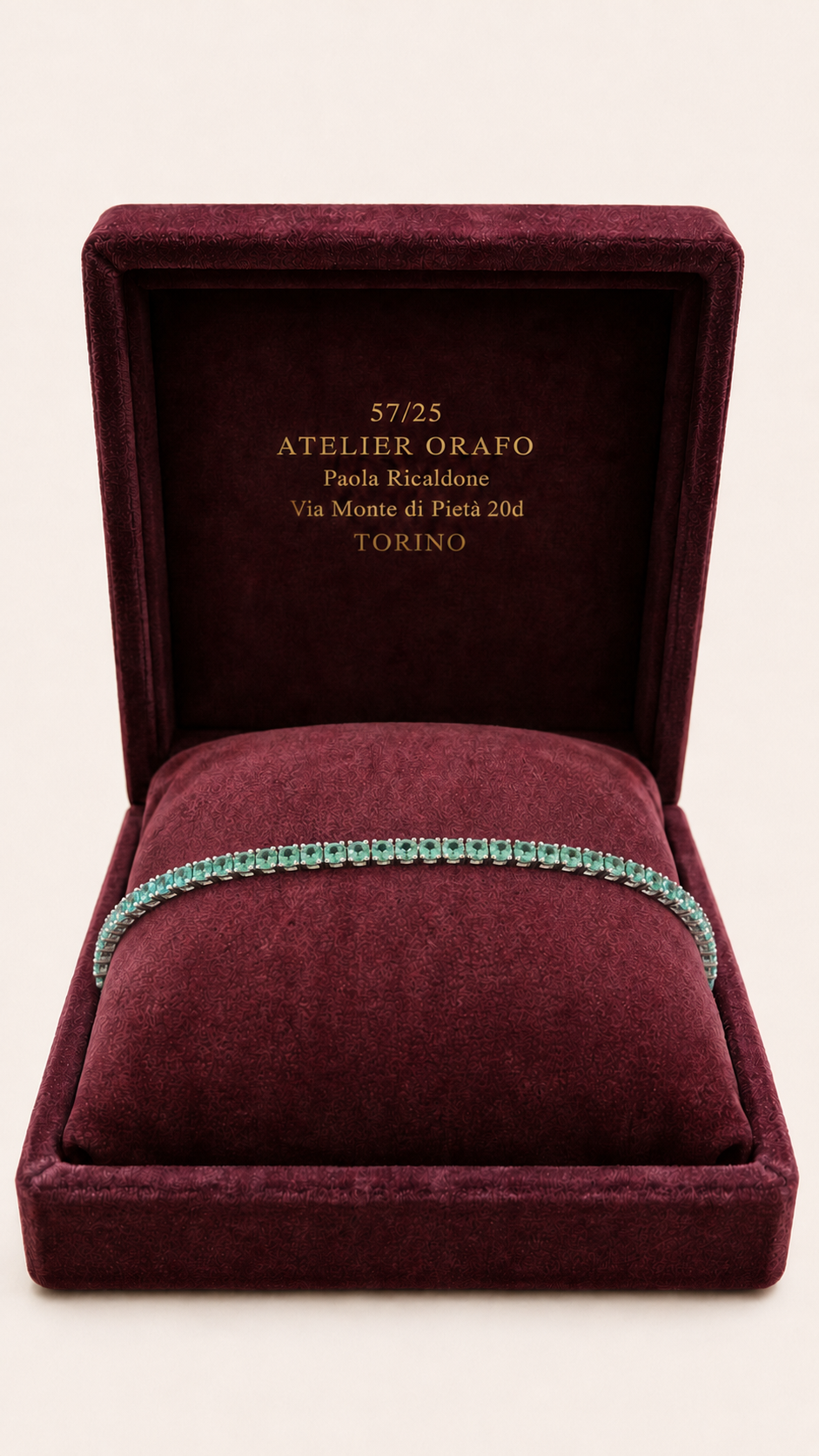 Bracciale Tennis in Oro Bianco 18 kt con Smeraldi Naturali