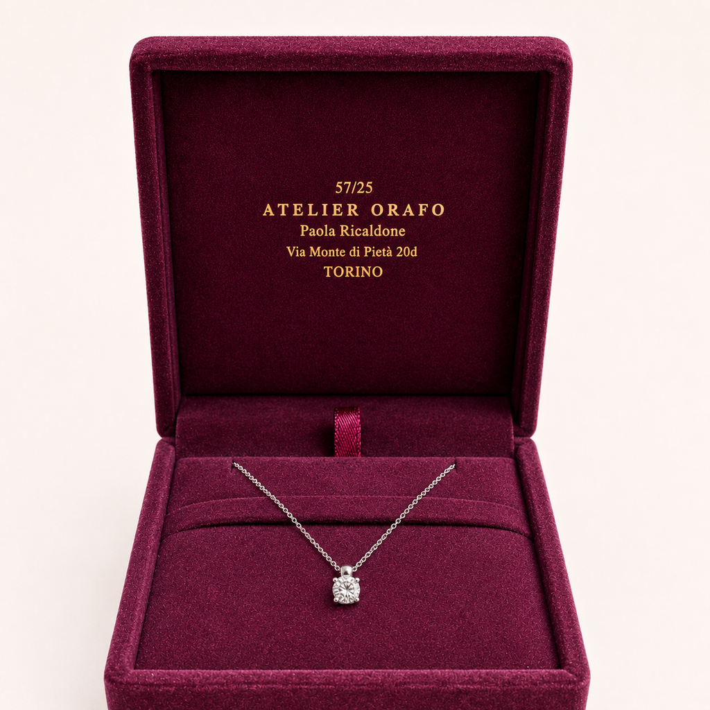 Collana Punto Luce Oro Bianco 18kt e Diamante Naturale con Scatola| Atelier Orafo | scatola