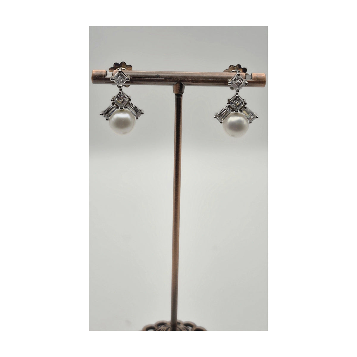 Orecchini Argento 925 Zirconi Tepper Perle Naturali Giapponesi | Atelier Orafo | nudo