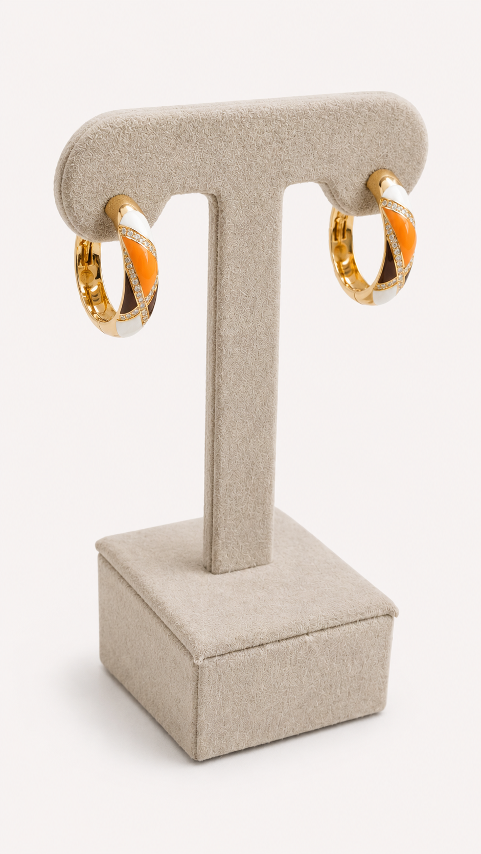 Orecchini in Oro Giallo 18 kt con Diamanti Naturali e HyCeram®
